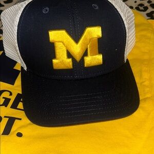 Navy and Yellow Mesh Cap with free shirt!